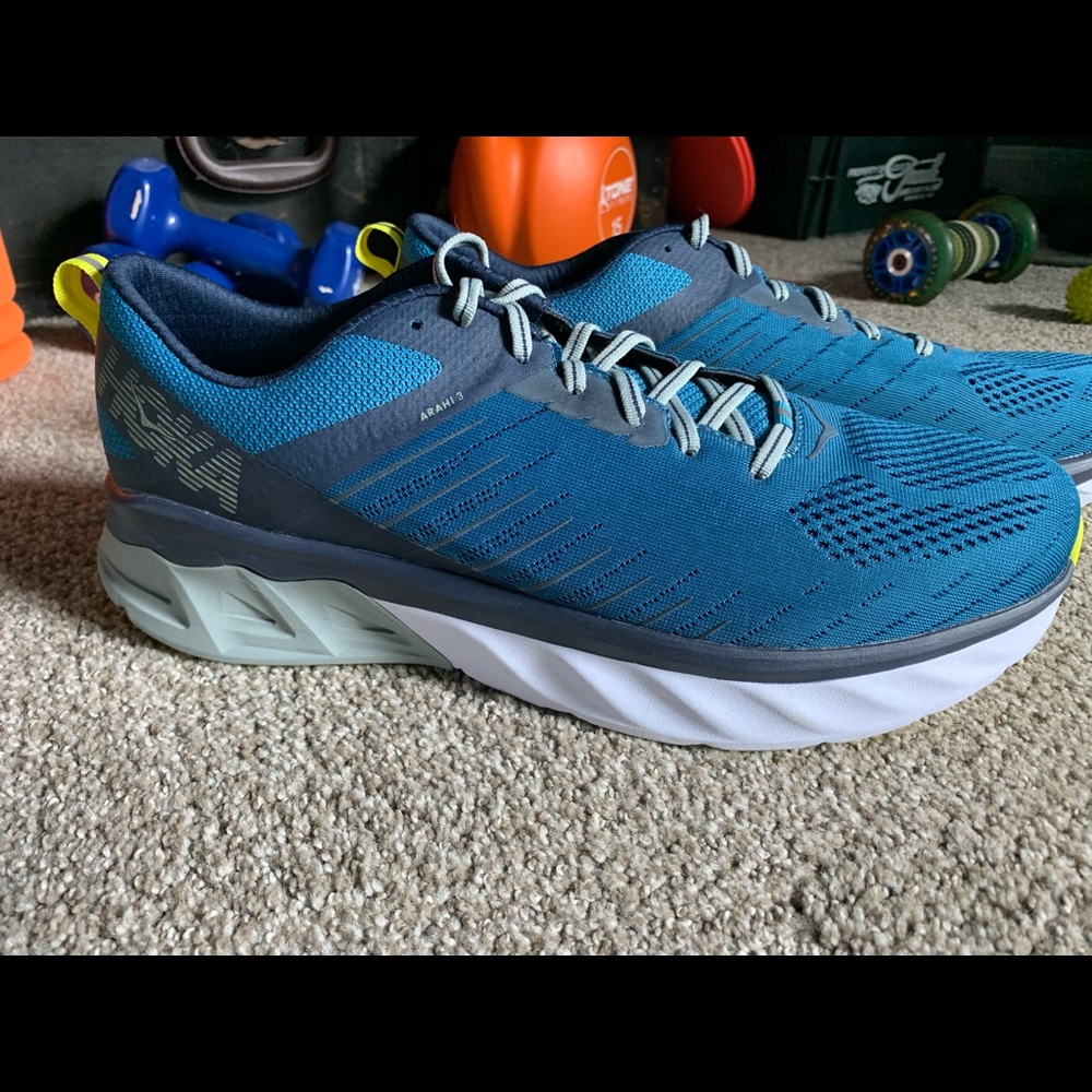 Hoka Arahi 3 - New!